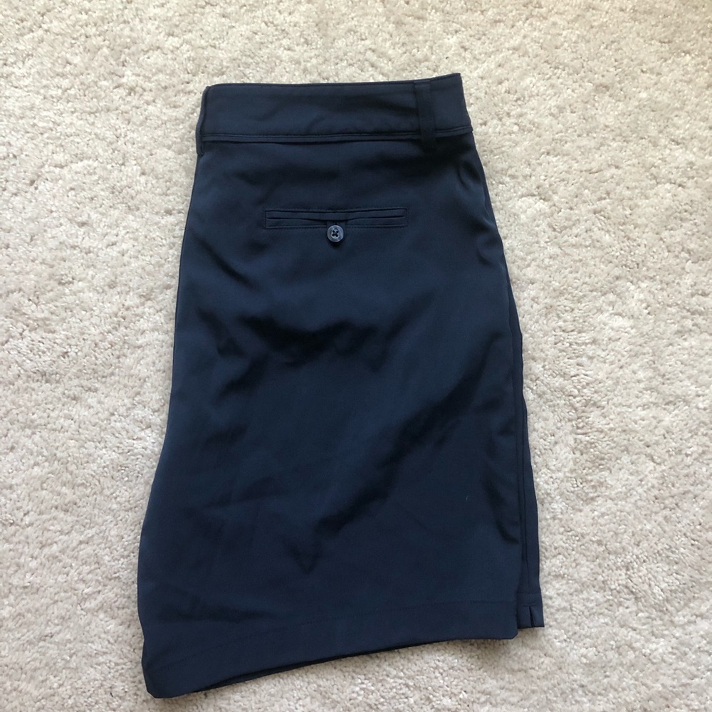 Lady Hagen Golf Shorts View 2